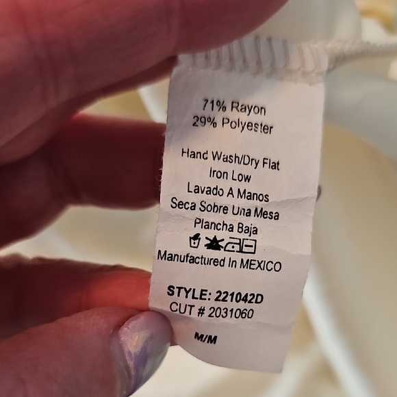 NWT Size Medium Chris & Carol Yellow Floral Dress - Picture 7 of 7